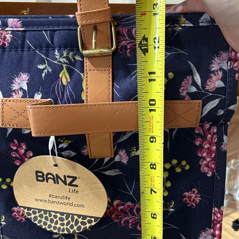 Banz Grevillea Navy Blue Floral Insulated Lunch Tote Bag New
